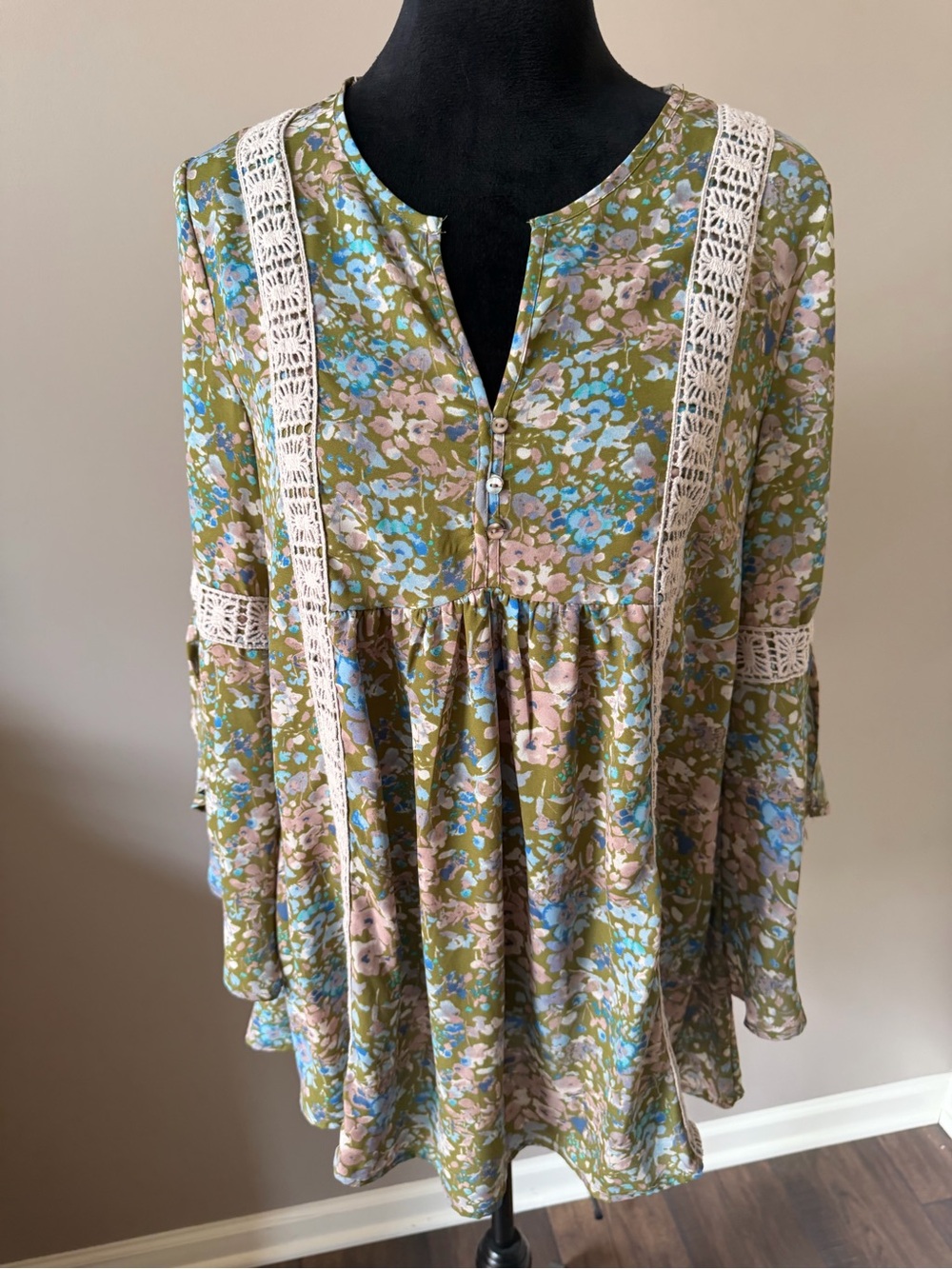 Spense Bohp-Inspired Floral Crochet-Trim Peasant Top - Olive Green Small